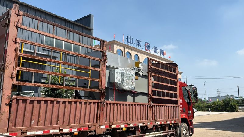 金日發(fā)貨！3立方平流式溶氣氣浮機(jī)助力水產(chǎn)加工污水處理 (2).JPG